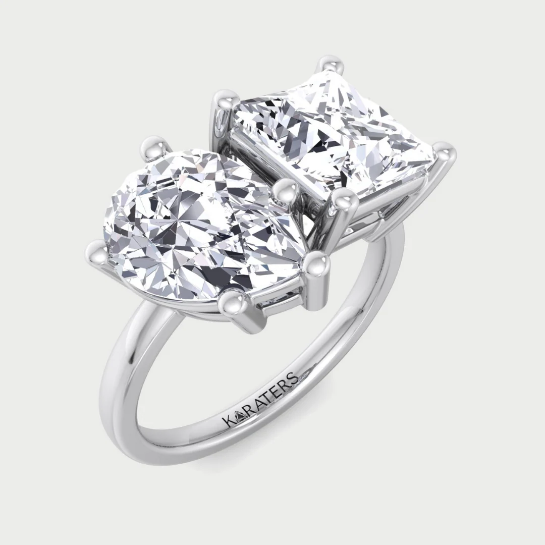 Pear Lab Diamond Engagement Rings